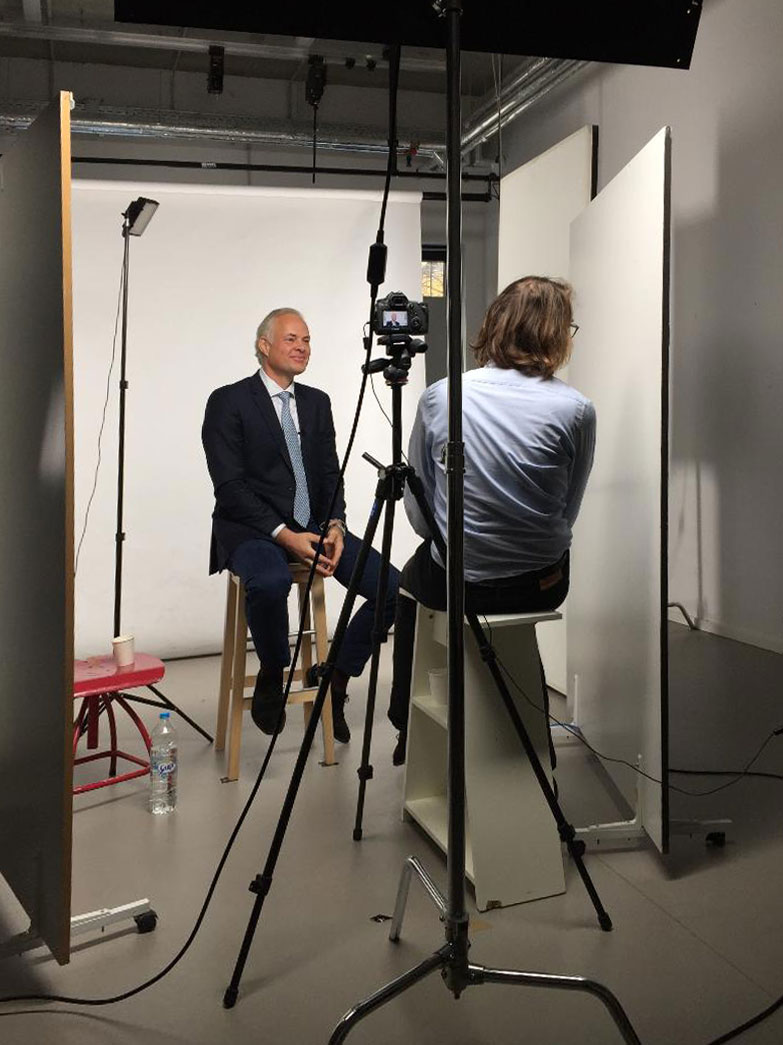 Making-of photo of the movie portrait